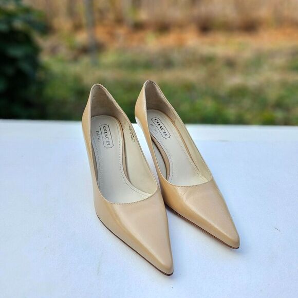 COACH Heel Pumps Dress Shoes, US size 6.5 B. Pristine condition - Picture 3 of 9